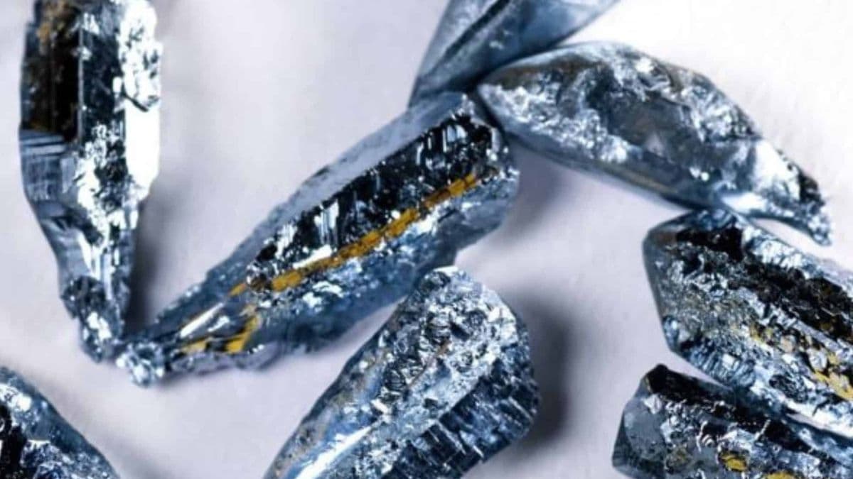 "الأوزميوم" معدن أغلى من الذهب… يوشك أن يختفي إلى الأبد!